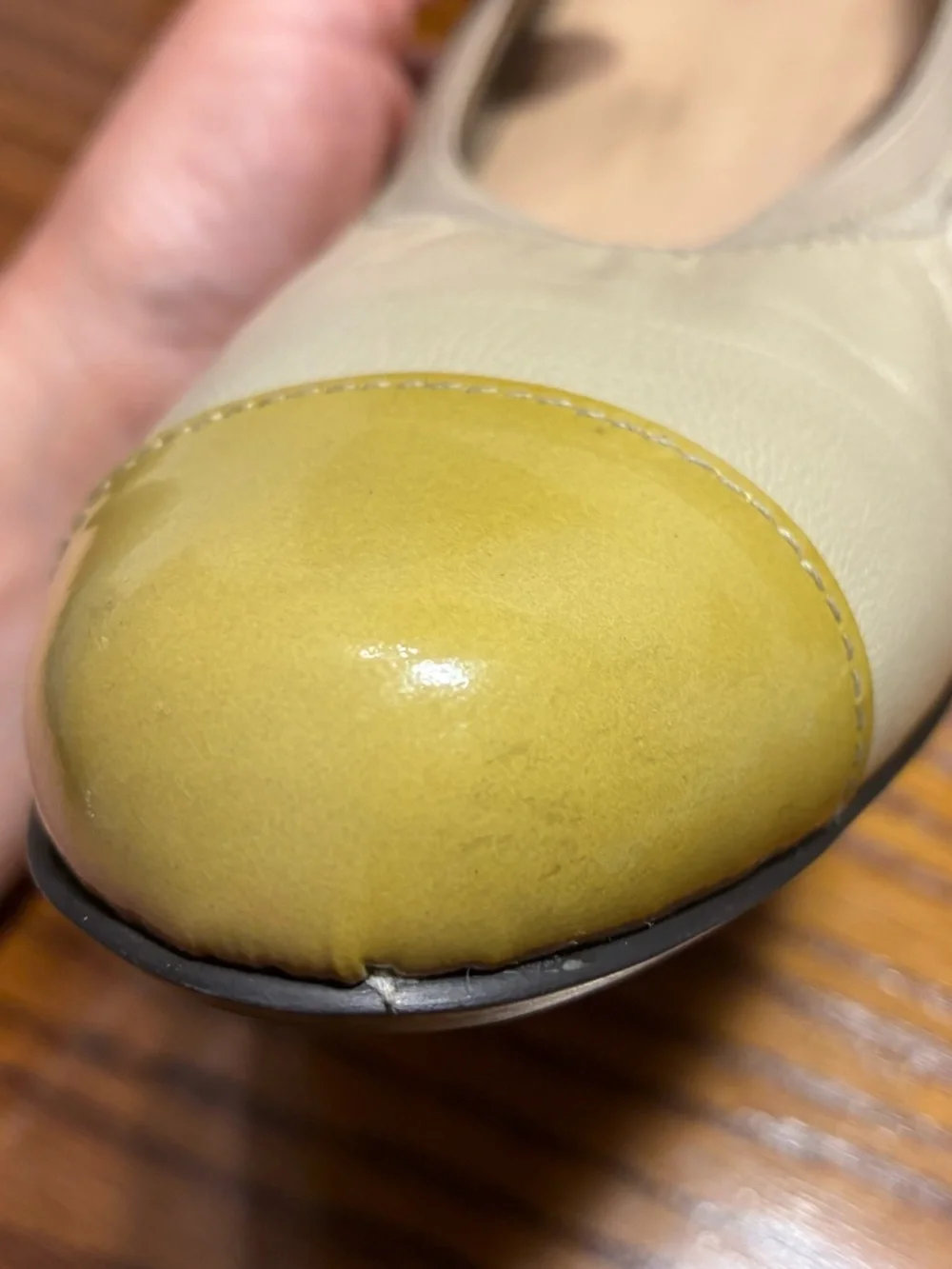 Munro Patent Toe Cap & Heel Accent Gold Leather Pumps USA MADE Size 11